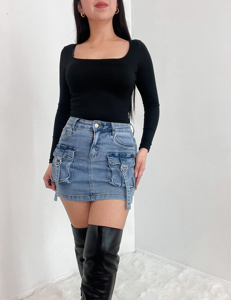 It Girl Denim Cargo Skirt In The Color Blue