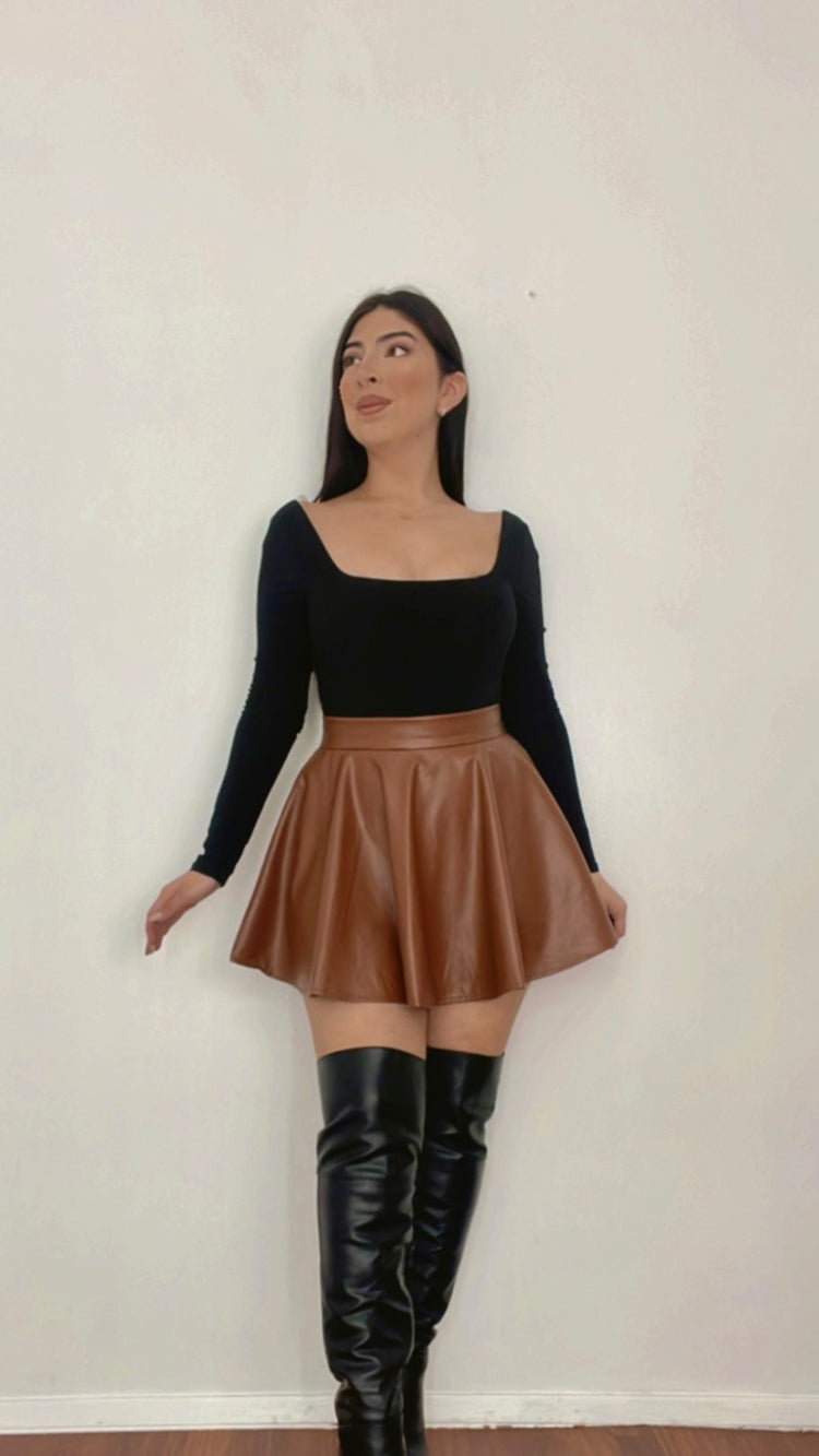 SIZE UP Double Layered Long Sleeve Bodysuit In Black