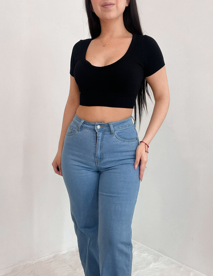 Everyday Ribbed Crop Top In Black