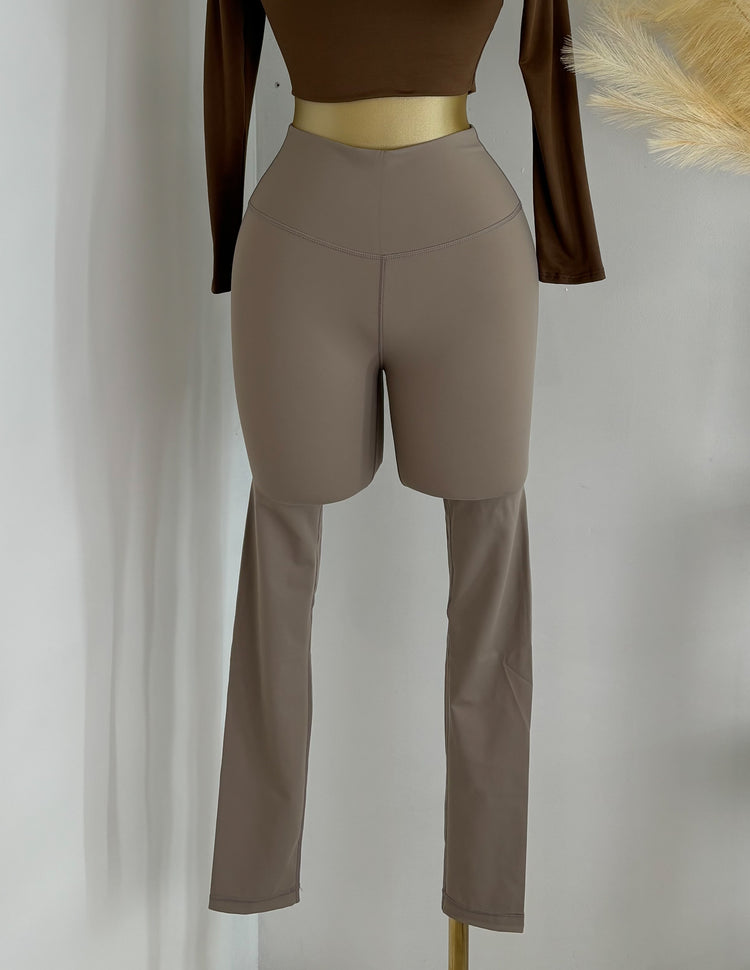 Go To Leggings In Taupe