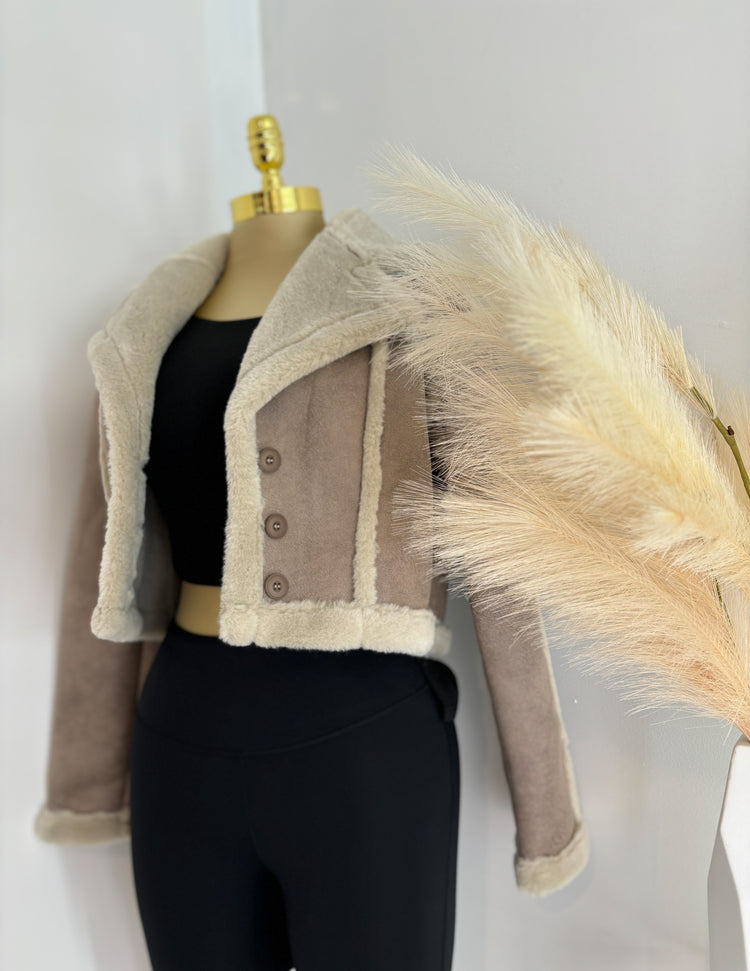 Polly Jacket In Beige