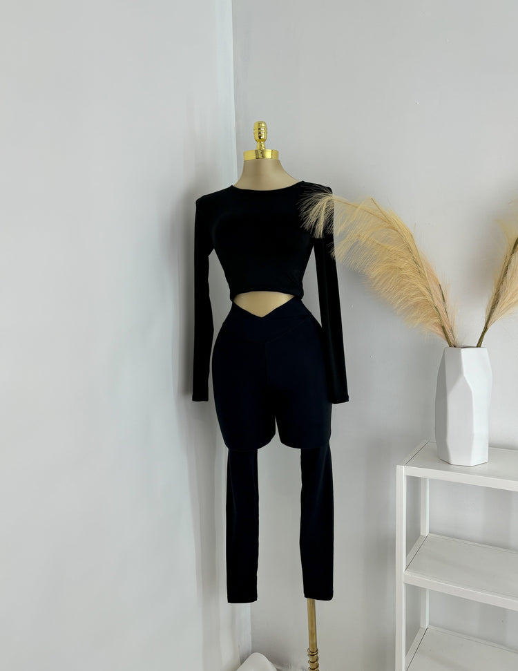 Snatched Crossover Leggings In Black