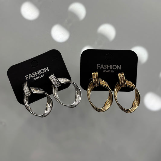 1 Random Pair Earings