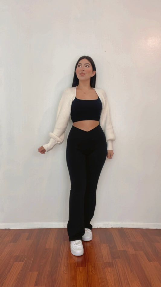 Solid Knit Bolero In The Color White